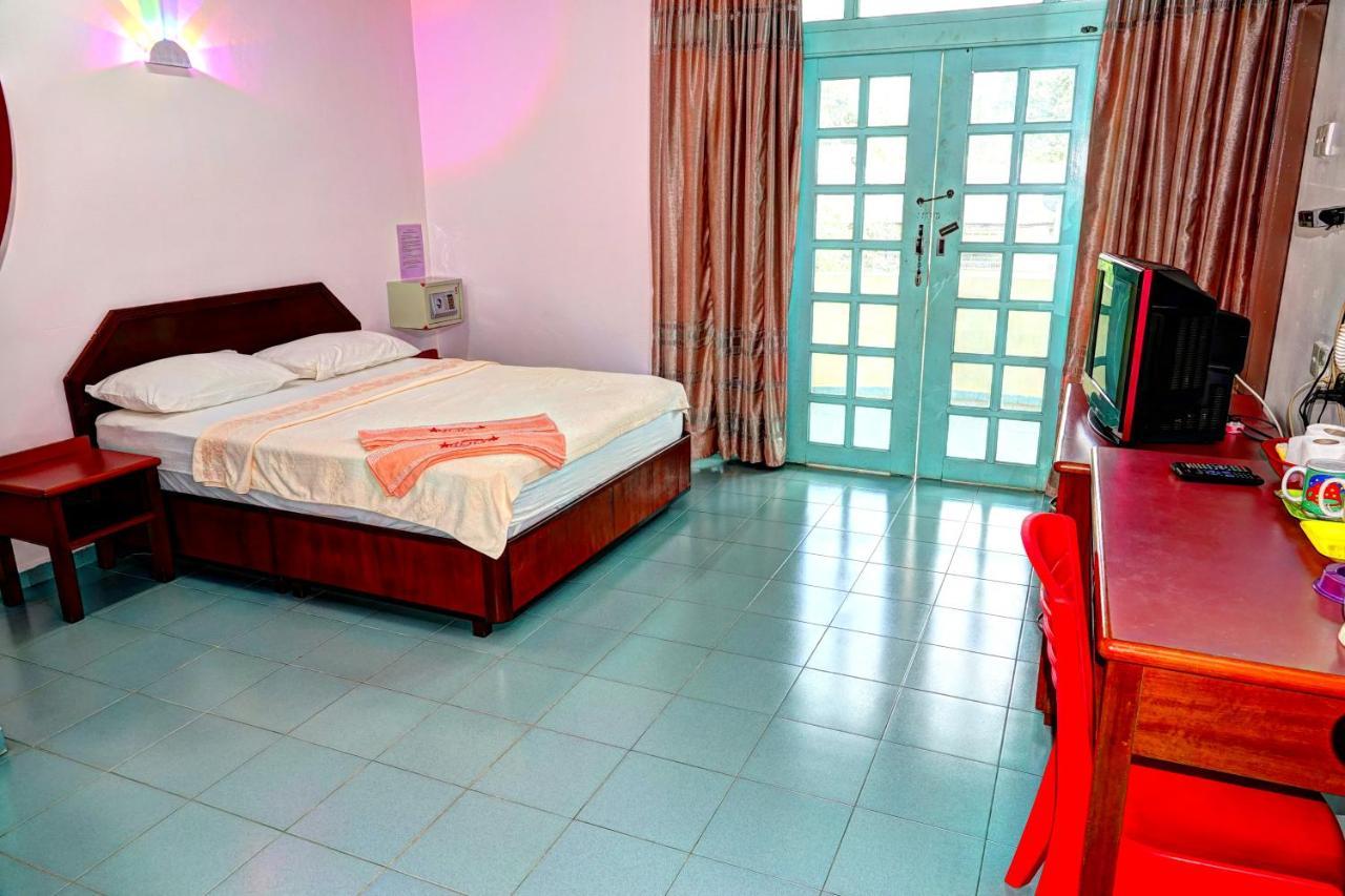 The Room Concept Homestay Kuah Exterior foto